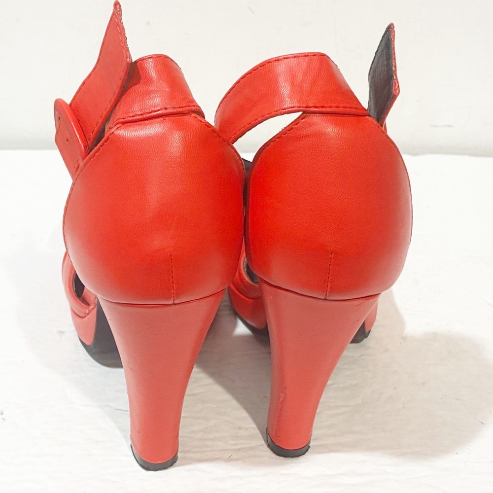 T.U.K. Red Gathered Front Peep Toe Starlet Heels Womens Size 9 - Picture 5 of 7